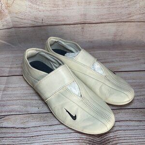 Vintage Nike Kokoro Y2K RARE Early 2000s White Trainer Shoes Size 9 Women